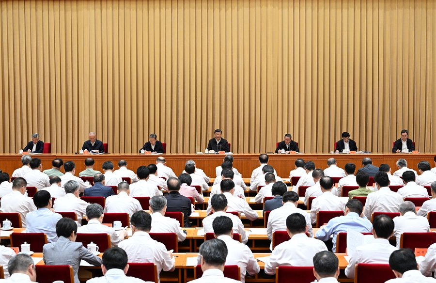 习近平在全国生态环境保护大会上强调:全面推进美丽中国建设 加快推进人与自然和谐共生的现代化